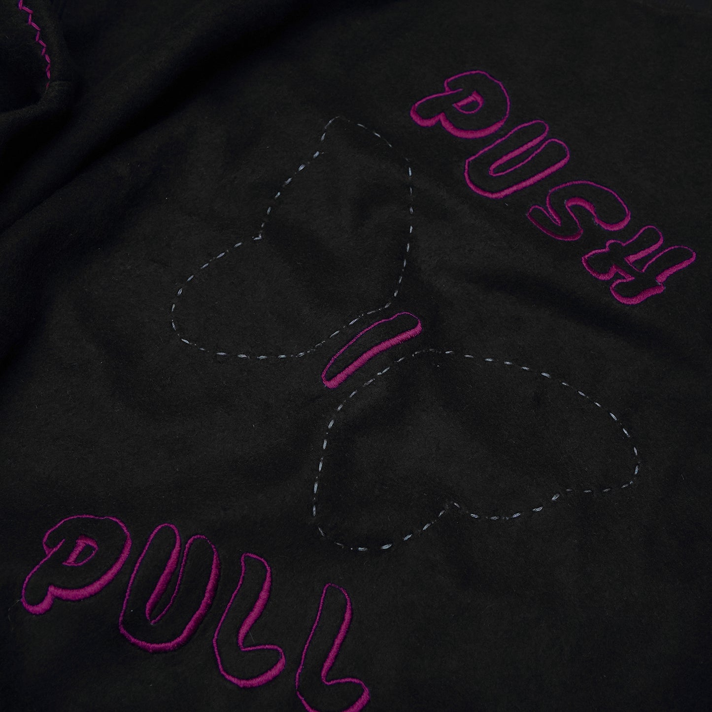 PUSH/PULL BLACK - CREWNECK